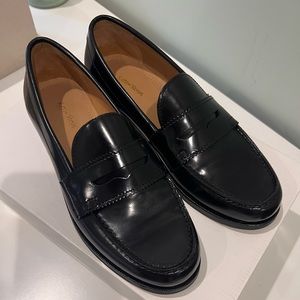 Loafer shoes